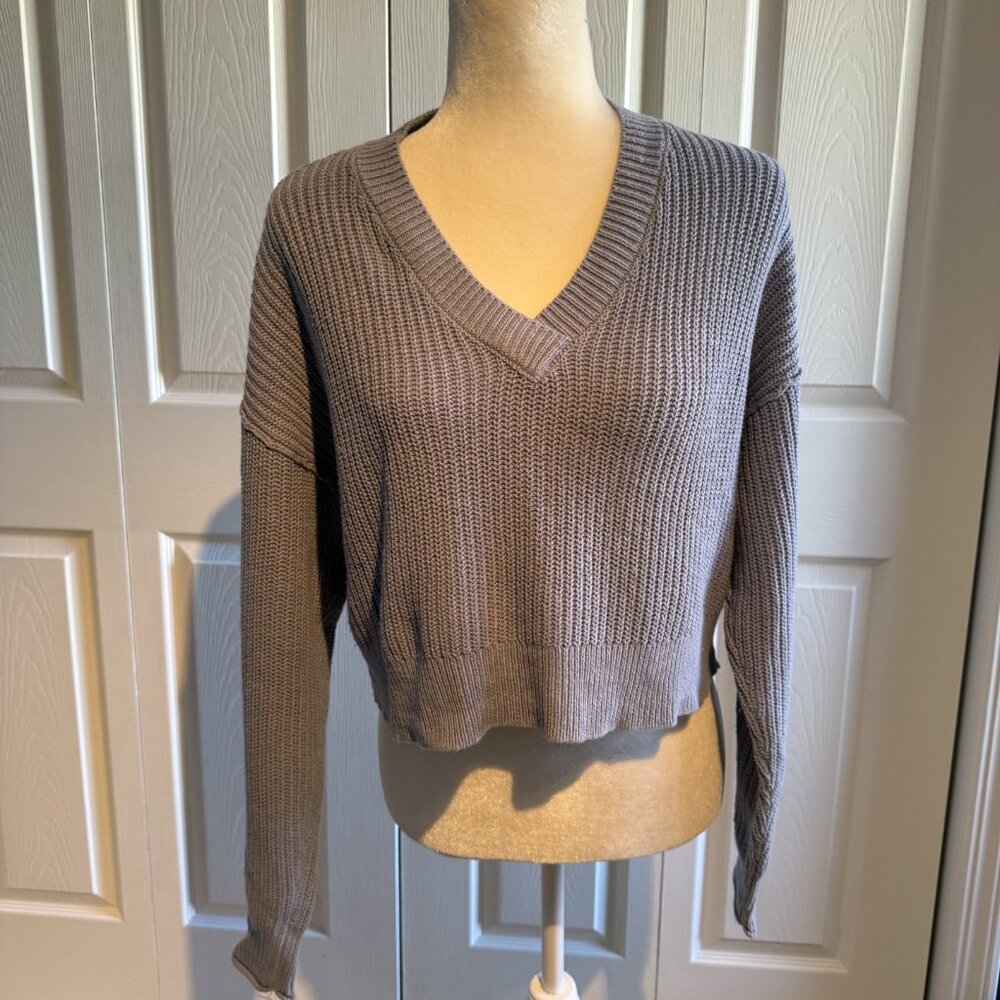 Aeropostale Size Small Cropped Knit Sweater Womens Blue Pullover V-neck EUC